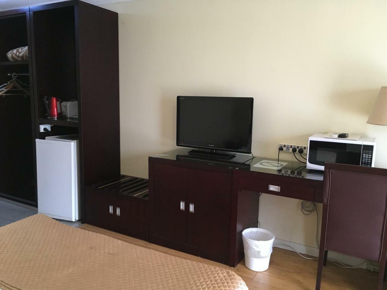 Centenary Motor Inn Brisbane Bagian luar foto